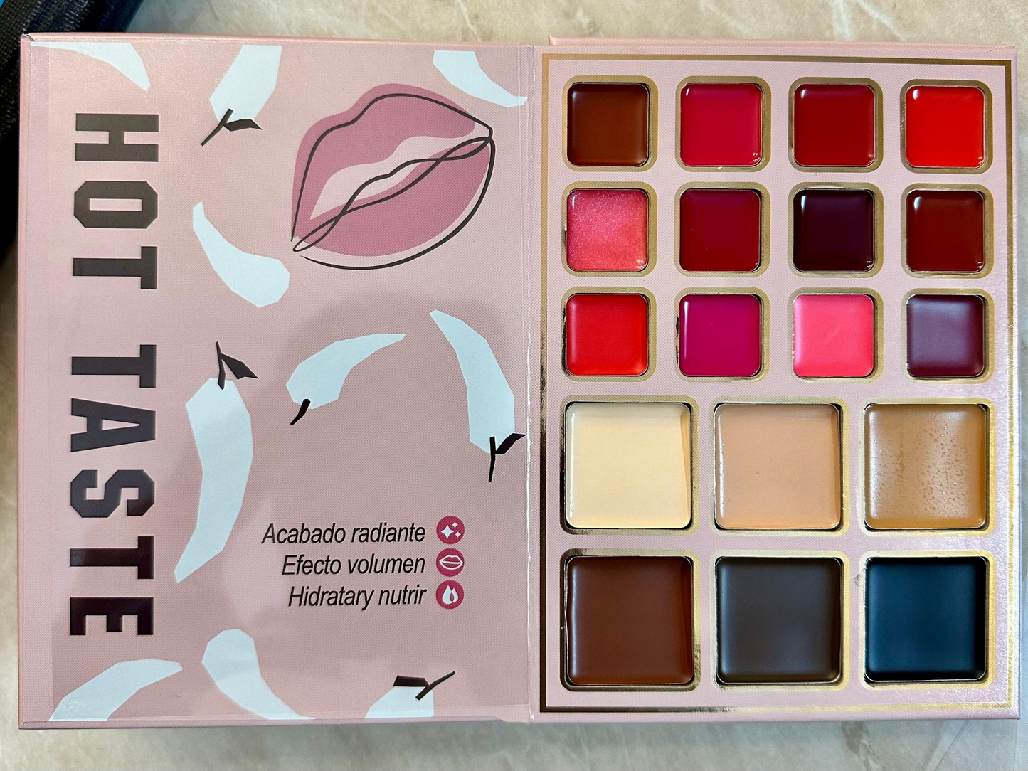 5-in-1 Makeup Book Palette  IGOODGO